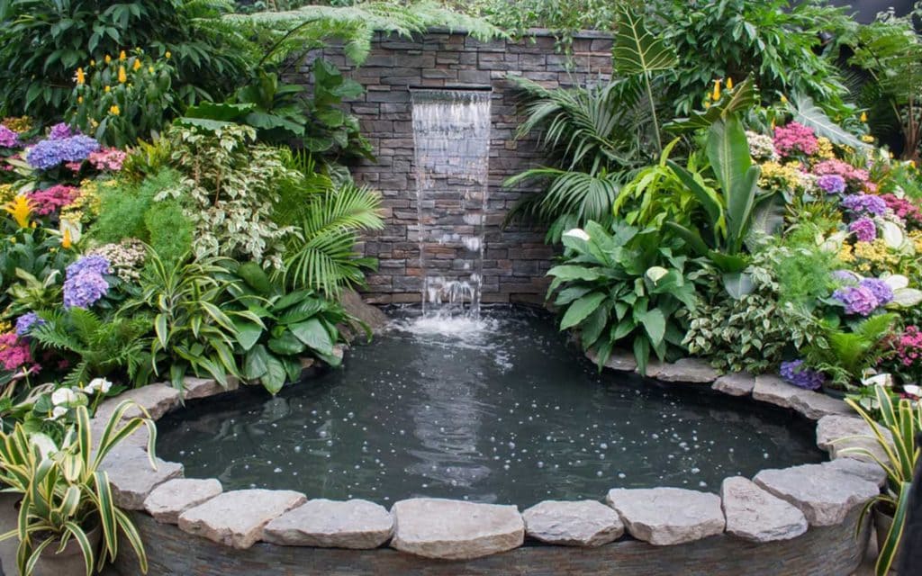 شلالات منزلية للحدائق